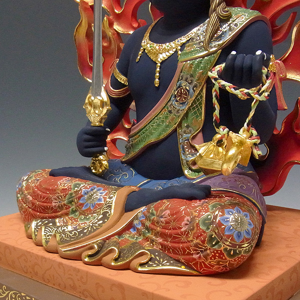 M583 木彫 不動明王坐像 72.3cm 彩色鍍金 仏像 仏教美術 骨董 彫刻